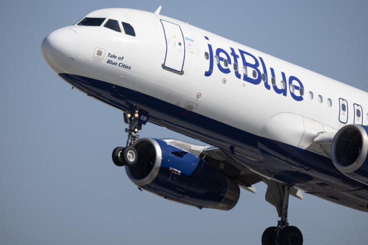 dead bodies discovered inside jetblue plane after flight florida.jpg